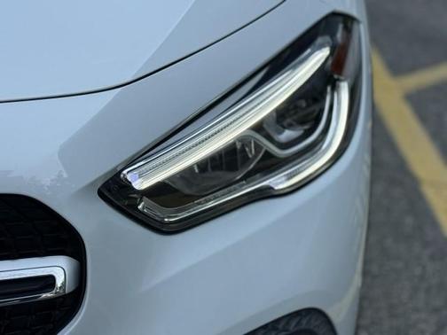 2021 Mercedes-Benz GLA 250 Base 4MATIC