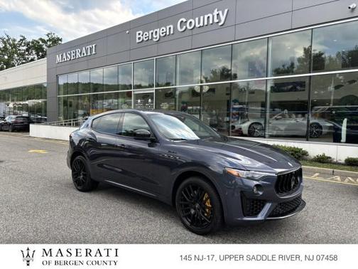 FUORISERIE-BLU SOFISTICATO 2022 Maserati Levante Modena S