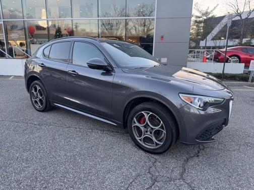 2022 Alfa Romeo Stelvio Ti