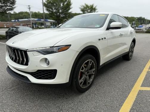 2018 Maserati Levante Base