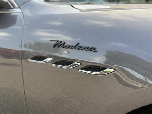 2022 Maserati Ghibli Modena Q4 ~ Loaded! CPO Eligible!!!