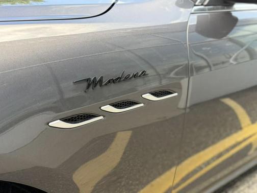 2022 Maserati Ghibli Modena Q4 ~ Loaded! CPO Eligible!!!