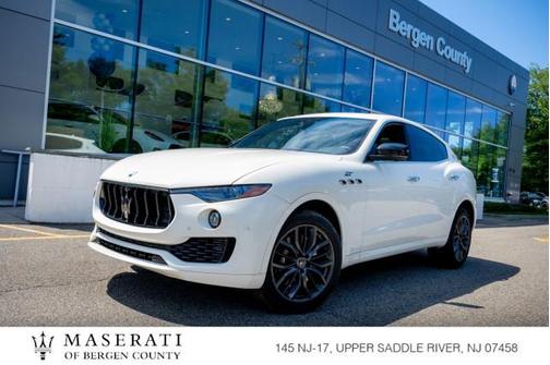 Bianco 2024 Maserati Levante GT Ultima