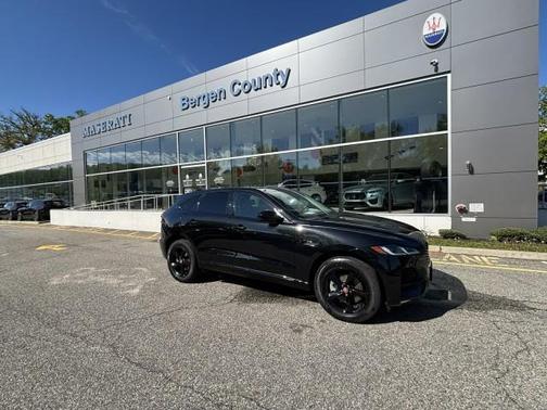 Santorini Black 2023 Jaguar F-PACE S