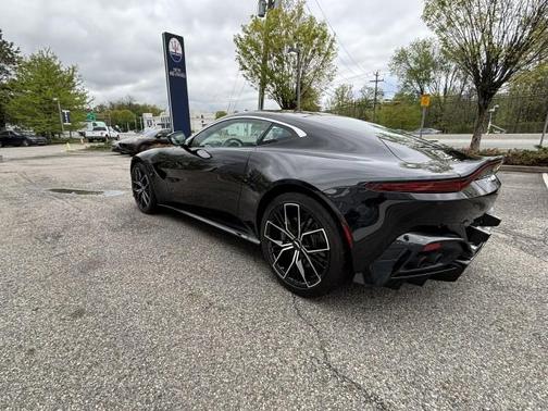 Jet Black 2022 Aston Martin Vantage Coupe