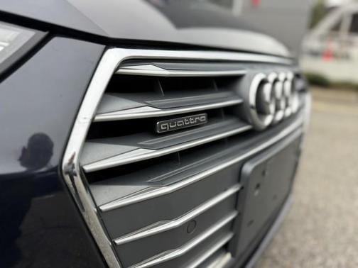 2018 Audi A4 2.0T Tech Premium