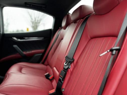 2021 Maserati Ghibli S Q4 GranLusso 3.0L