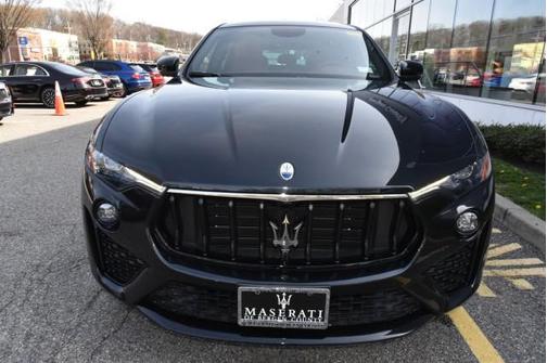 2022 Maserati Levante Modena S