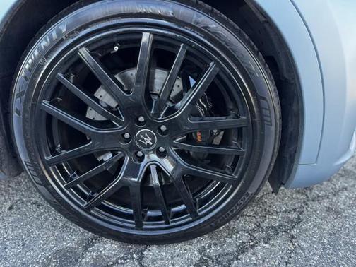 2023 Maserati Levante Base