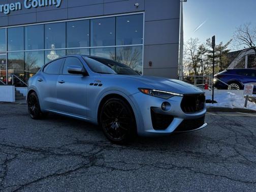 2023 Maserati Levante Base