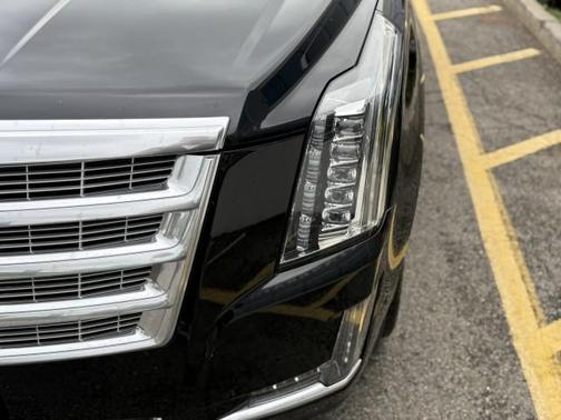 2019 Cadillac Escalade Premium Luxury