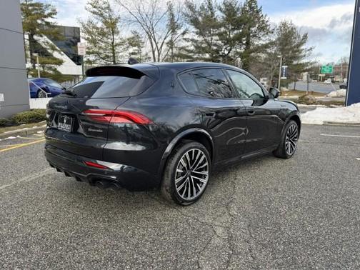 2025 Maserati Grecale Modena