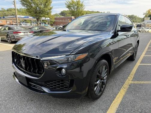 2024 Maserati Levante GT Ultima