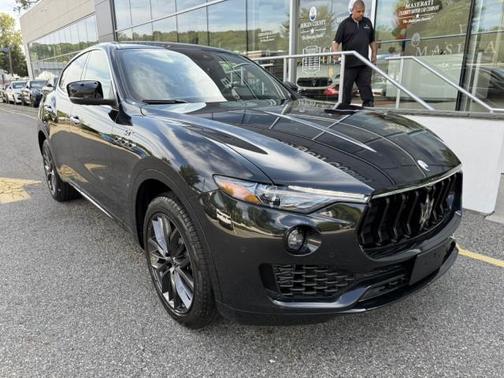 2024 Maserati Levante GT Ultima