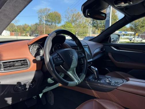 2021 Maserati Levante S GranLusso