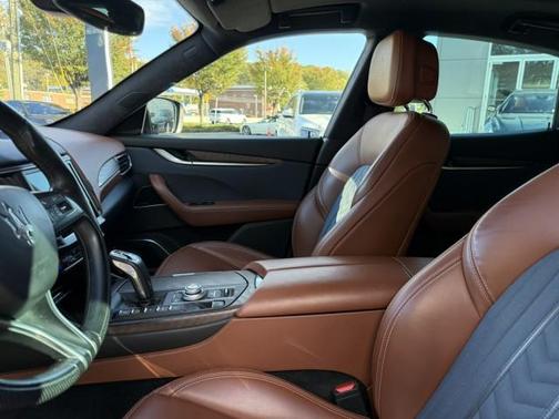 2021 Maserati Levante S GranLusso