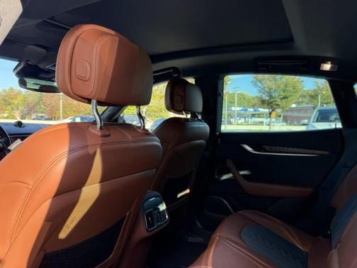 2021 Maserati Levante S GranLusso