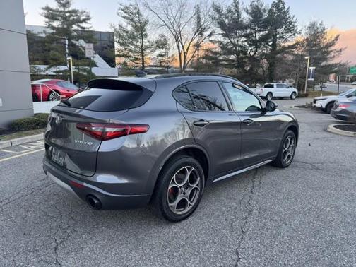 2022 Alfa Romeo Stelvio Ti