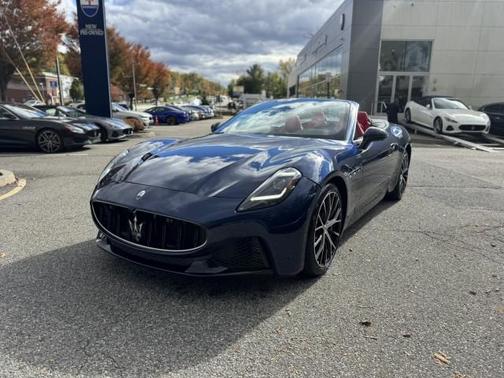 2026 Maserati GranCabrio BLU MODENA // ROSSO