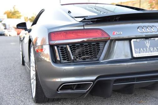 2017 Audi R8 5.2 quattro for sale in Upper Saddle River, NJ - image 8