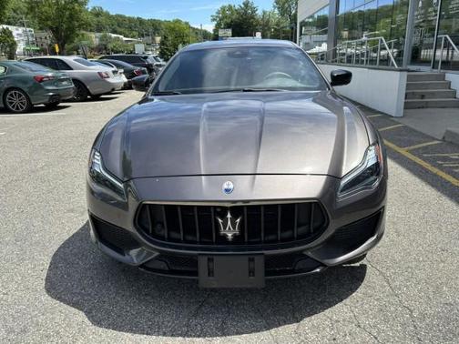 Grigio Maratea Metallic 2023 Maserati Quattroporte Modena Q4