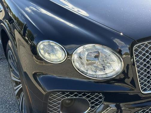 2022 Bentley Bentayga V8