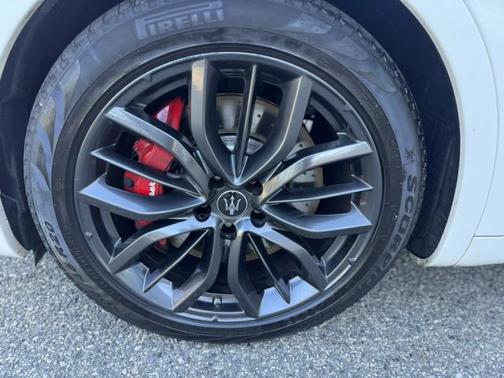 2022 Maserati Levante Modena S