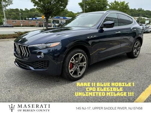 Blu Nobile Tri-Coat 2023 Maserati Levante GT