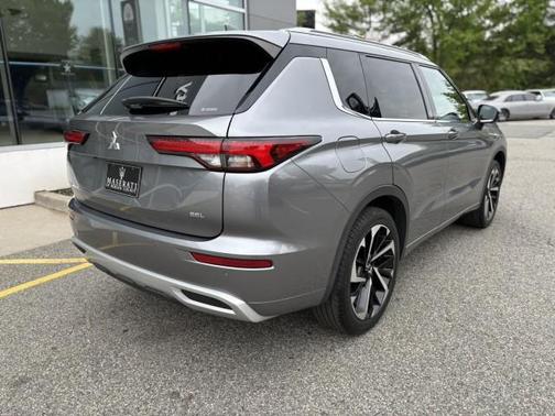 Mercury Gray Metallic 2022 Mitsubishi Outlander SEL 2.5 S-AWC
