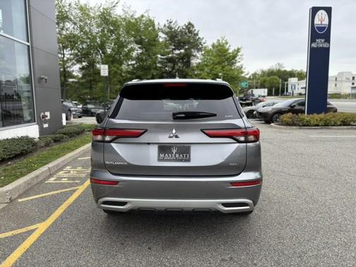 Mercury Gray Metallic 2022 Mitsubishi Outlander SEL 2.5 S-AWC