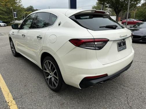 2022 Maserati Levante Modena