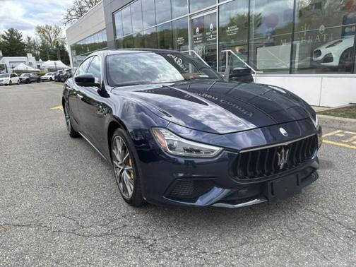 Blu Nobile Tri-Coat 2023 Maserati Ghibli Modena Q4 ~ Comfort & Convenience Package !!