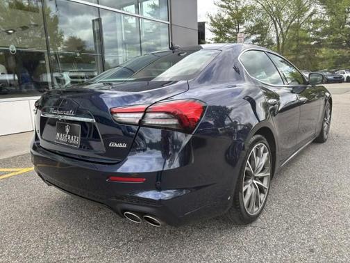 Blu Nobile Tri-Coat 2023 Maserati Ghibli Modena Q4 ~ Comfort & Convenience Package !!