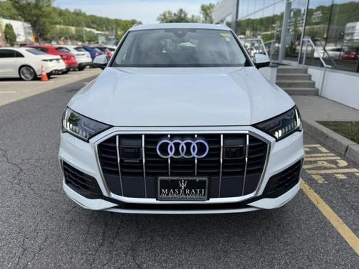 2023 Audi Q7 55 Premium Plus