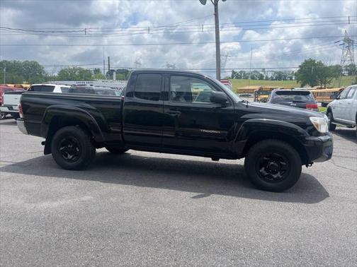 2013 Toyota Tacoma Base