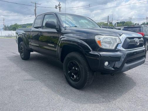 2013 Toyota Tacoma Base