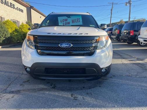 2013 Ford Explorer Sport