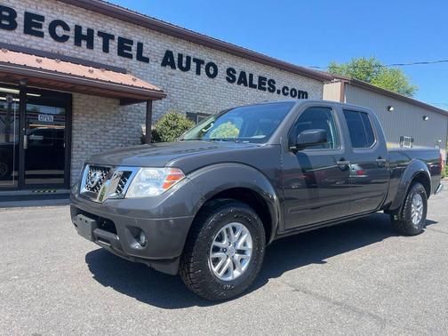 Gray 2014 Nissan Frontier SV