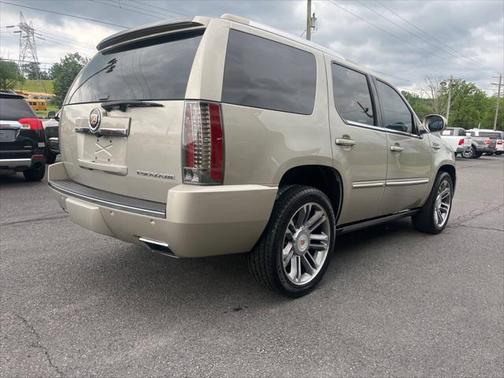 2014 Cadillac Escalade Premium
