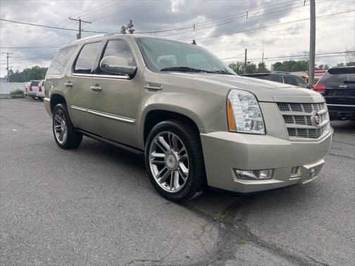 2014 Cadillac Escalade Premium