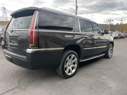 2015 Cadillac Escalade ESV Luxury