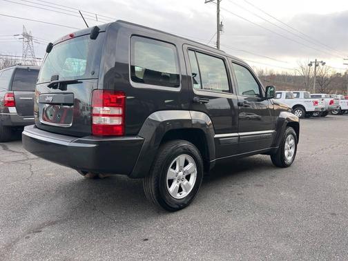 2010 Jeep Liberty Sport