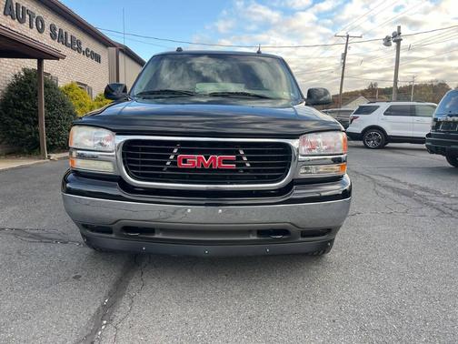 2005 GMC Yukon XL 1500 SLT