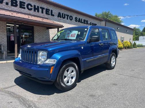 Deep Water Blue Pearlcoat 2010 Jeep Liberty Sport