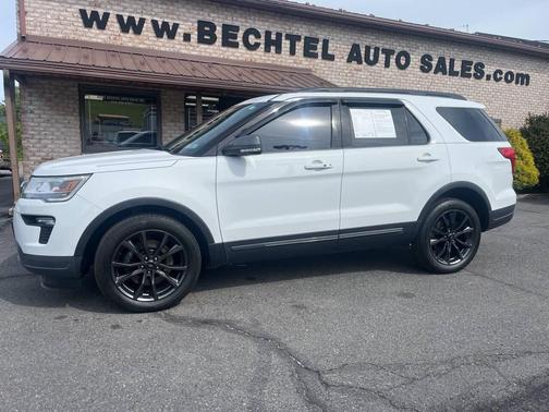Oxford White 2019 Ford Explorer XLT
