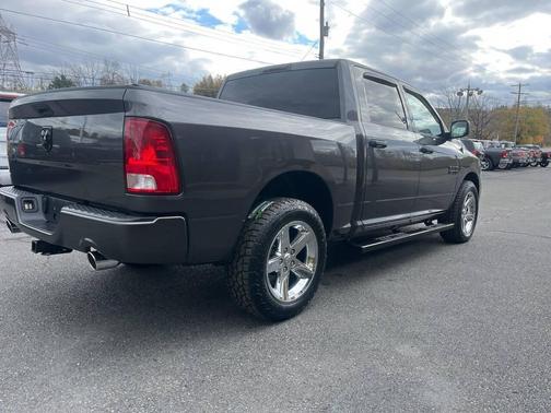 2017 RAM 1500 Tradesman/Express
