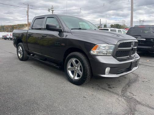 2017 RAM 1500 Tradesman/Express