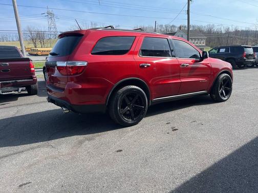 Inferno Red Crystal Pearlcoat 2011 Dodge Durango Citadel