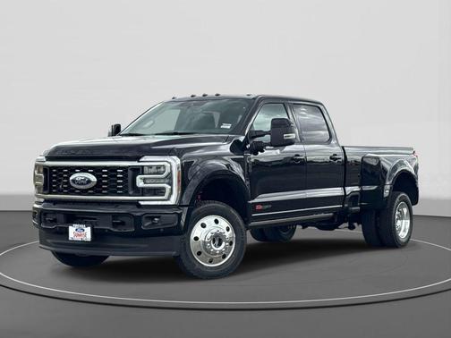 Agate Black Metallic 2026 Ford F-450 Platinum