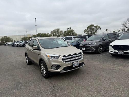 White Gold 2018 Ford Escape Titanium